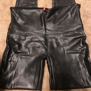 Spanx Faux leather leggings XL